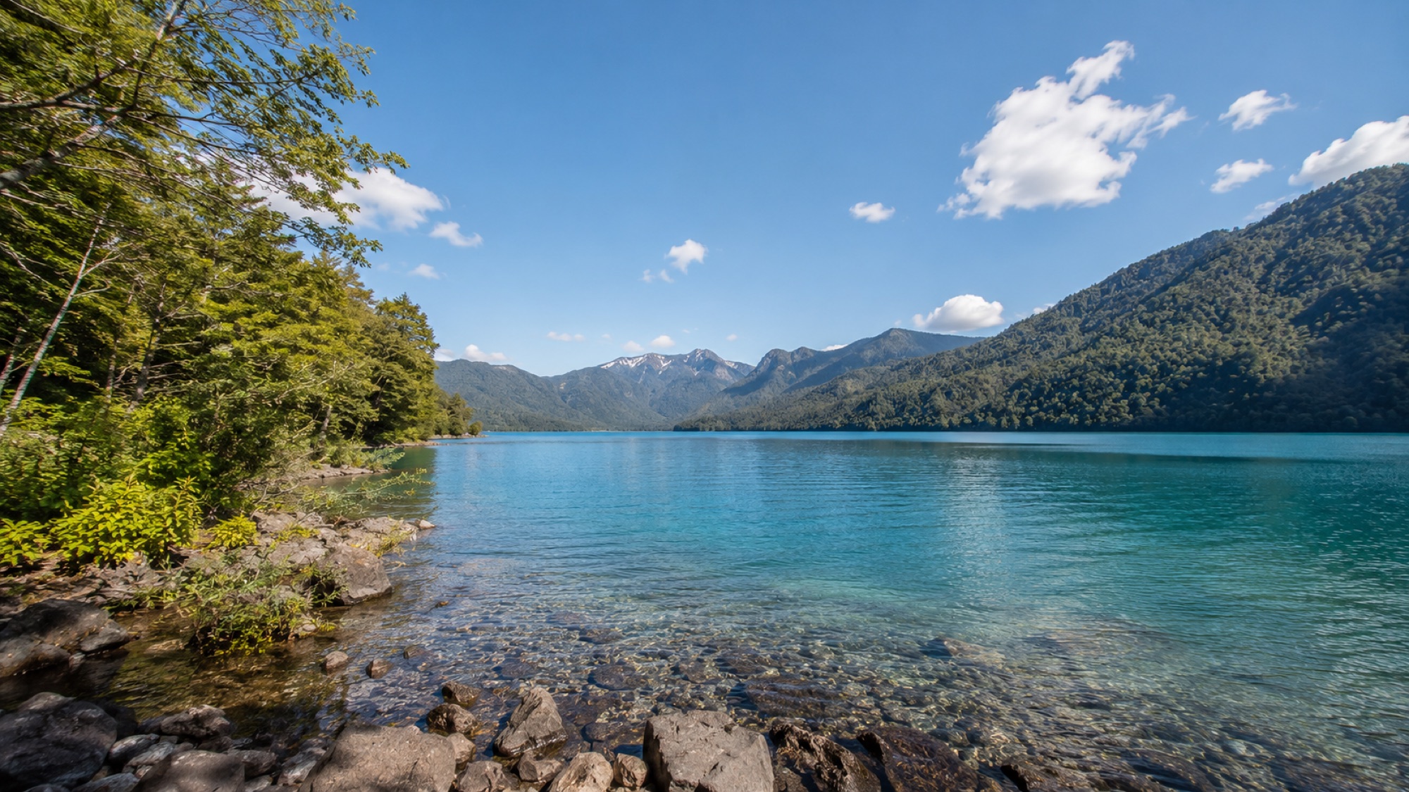 Lago Caburgua, cerca de Pucón